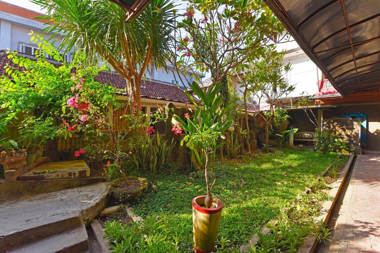 Oyo 3244 Grand Chandra Hotel เดนปาซาร์ ภายนอก รูปภาพ