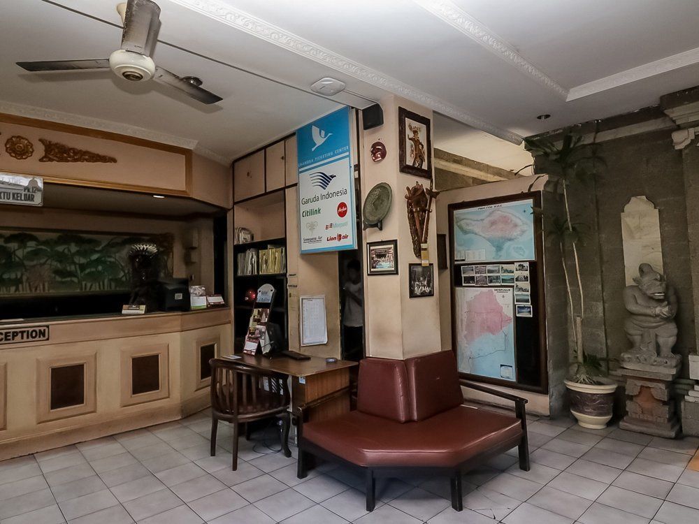 Oyo 3244 Grand Chandra Hotel เดนปาซาร์ ภายนอก รูปภาพ