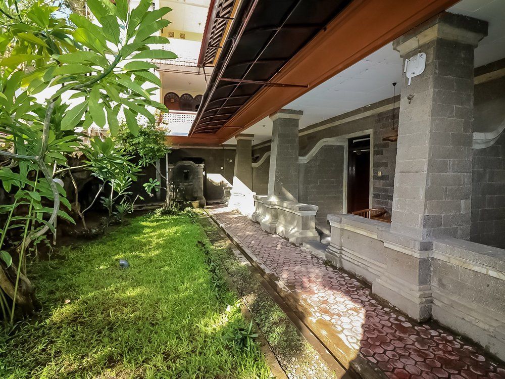 Oyo 3244 Grand Chandra Hotel เดนปาซาร์ ภายนอก รูปภาพ
